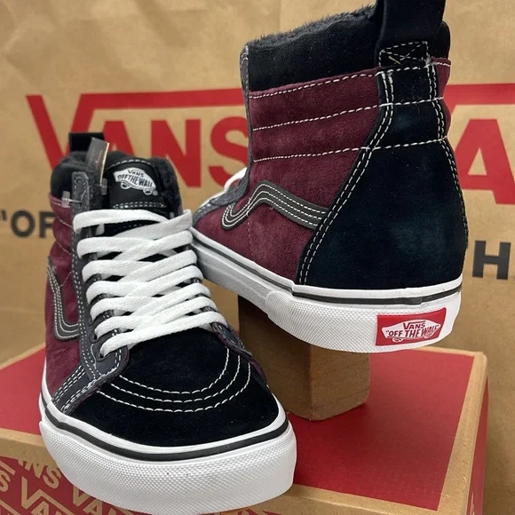 Vans Men’s Sk8-Hi Mte(Mte) Port Royale/BlackVN0A4BV7XKZBoots Sneakers
